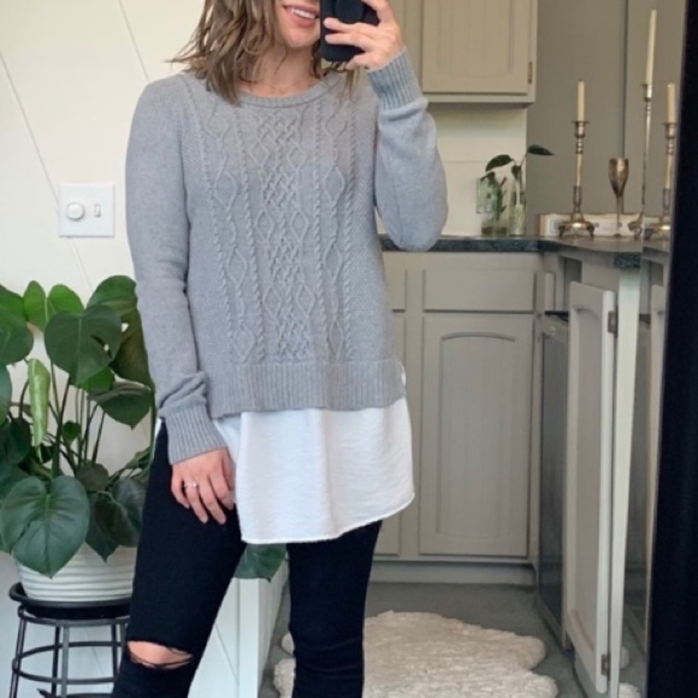Two by Vince Camuto Layered Sweater cable knit gray white size M winter fall‎